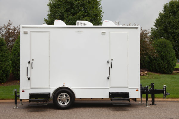 4-Unit Restroom Trailer - Image 3
