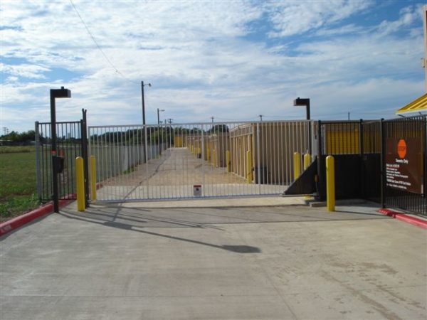 Automatic Access Gate - Image 5