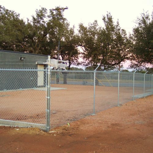 6′ Chain Link Enclosure