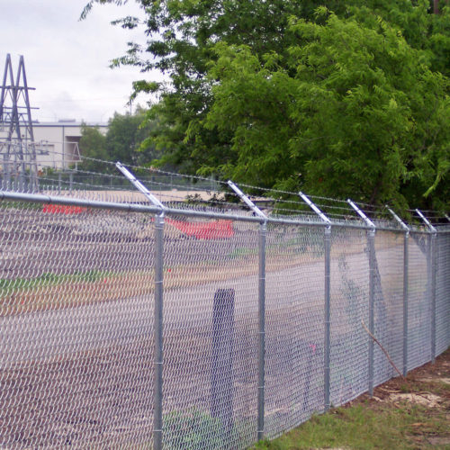 6’ChainLink plus barb wire