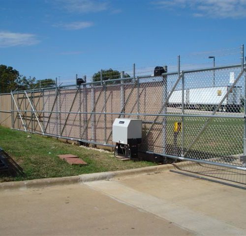 Chain Link Cantilever Gate