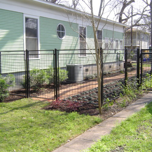 10_Custom Welded Wire Fence