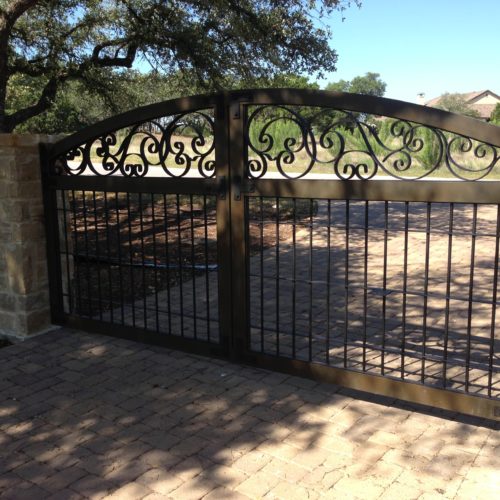 11_Aluminum Swing Gate with Scrolls