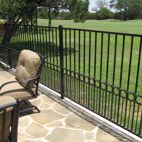 11_Custom Iron Circle Picket Fence