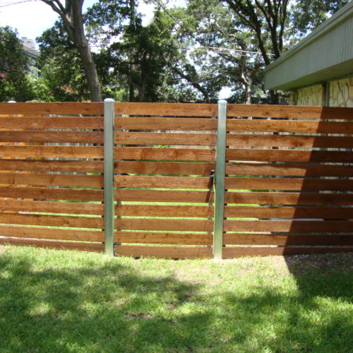 20_Horizontal Semi Privacy Gate