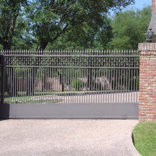 23_Gothic Picket Slide Gate Pitched