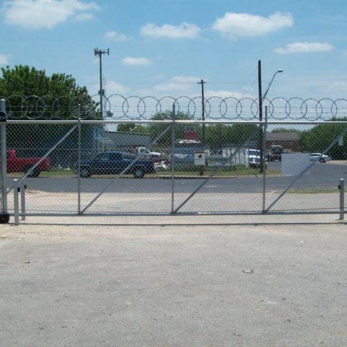 7_Chain Link Cantilever Gate w Operator