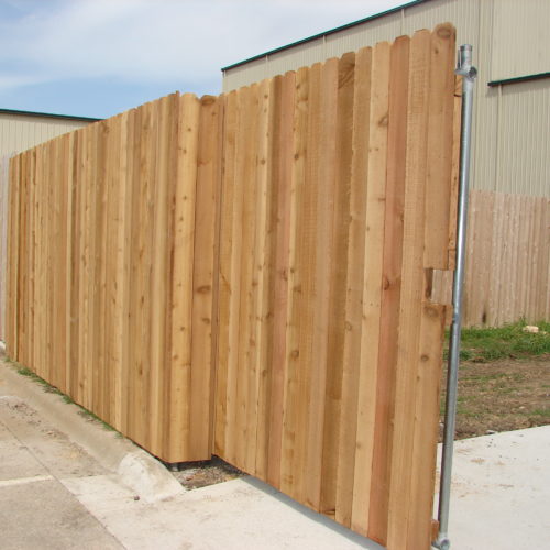 7b_Cantilever Wood Driveway Gate