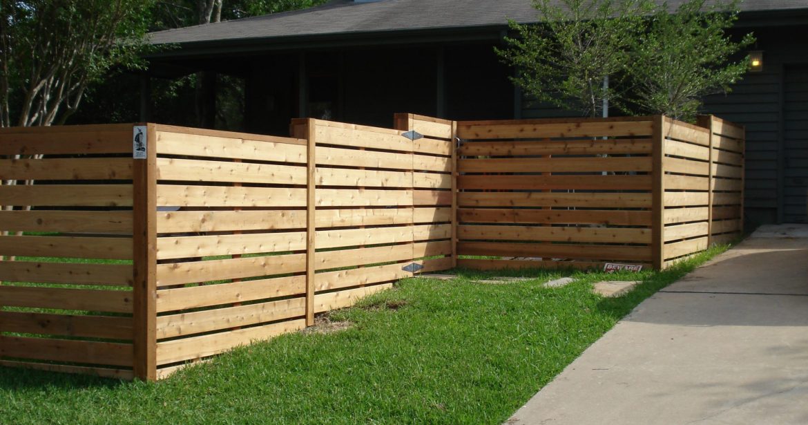 How Long Does a Cedar Fence Last? Factors Affecting the Cedar Fence Lifespan
