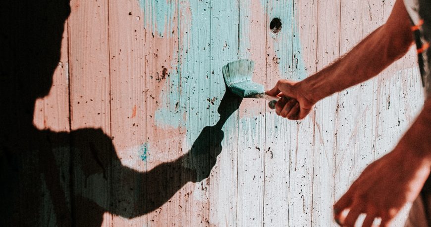 how to paint a cedar fence