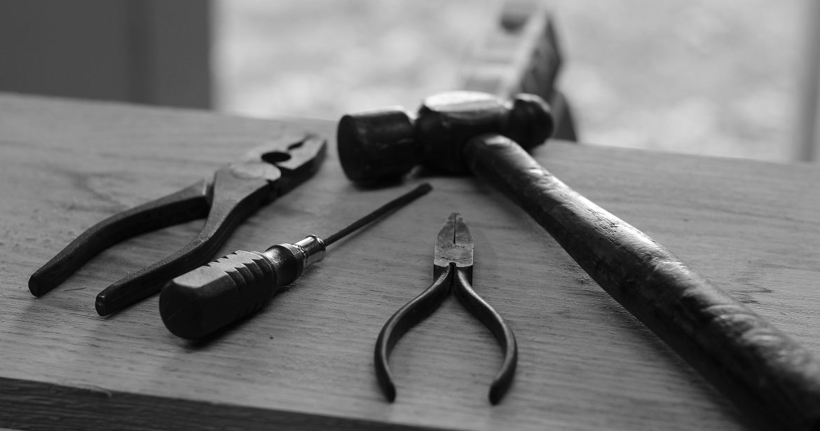 Identify Damaged Boards: Inspect the fence to identify all the boards that need replacement.